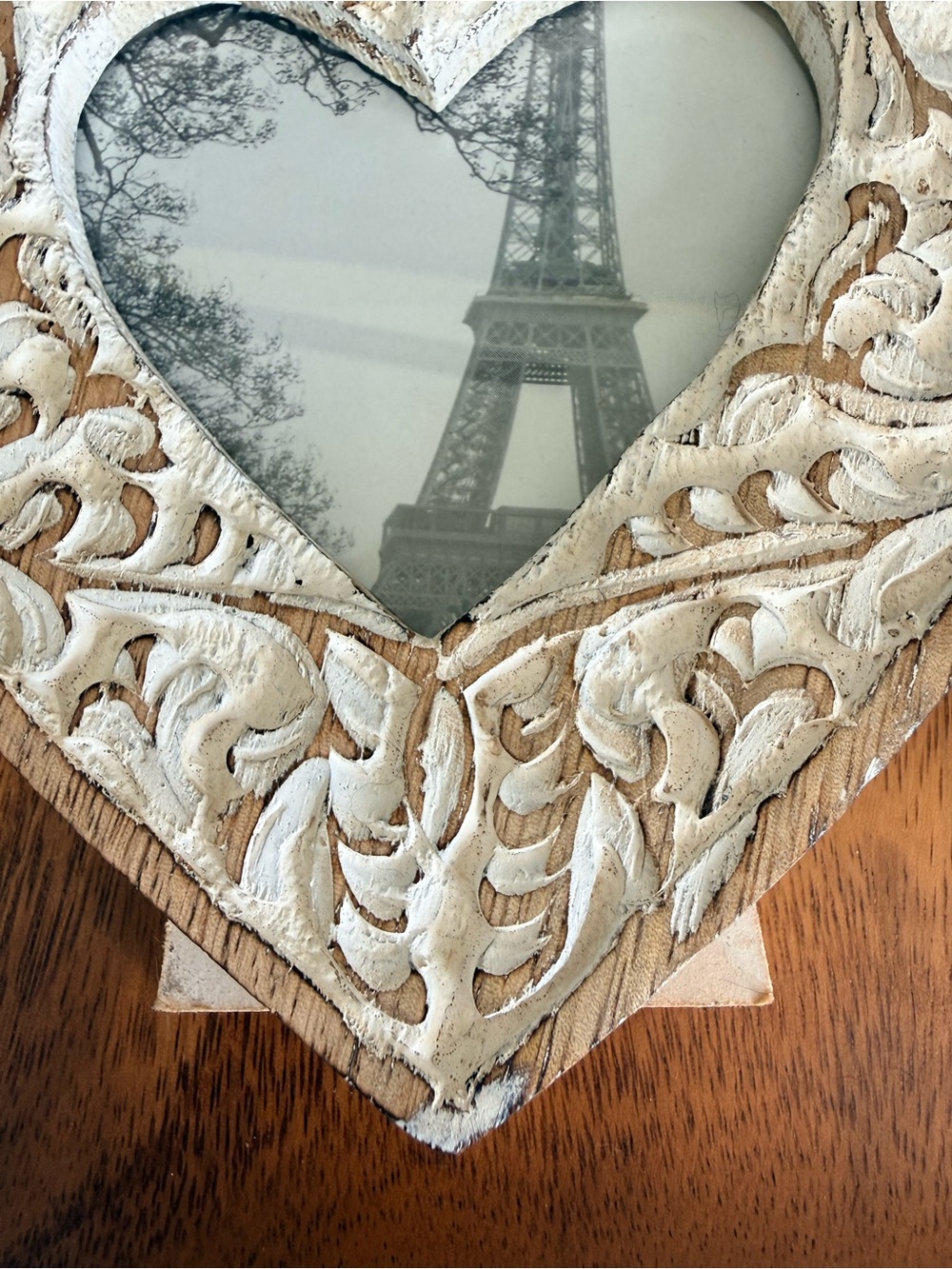 Heart-Shaped Distressed Carved Wood Photo Frame in Boho/Cottage/French Country - Picture 6 of 10